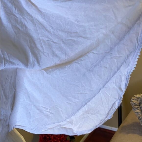 H&M Dress with Beaded Lace Accents. SZ 6 - Picture 4 of 8